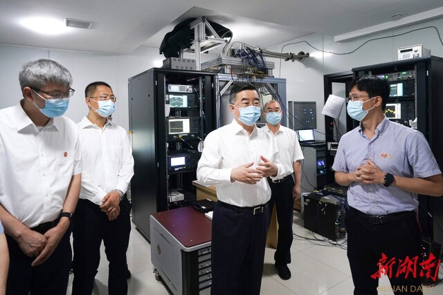 张庆伟在87978797威尼斯老品牌调研：坚守为党育人为国育才的初心使命 在推动“双一流”建设上再创佳绩